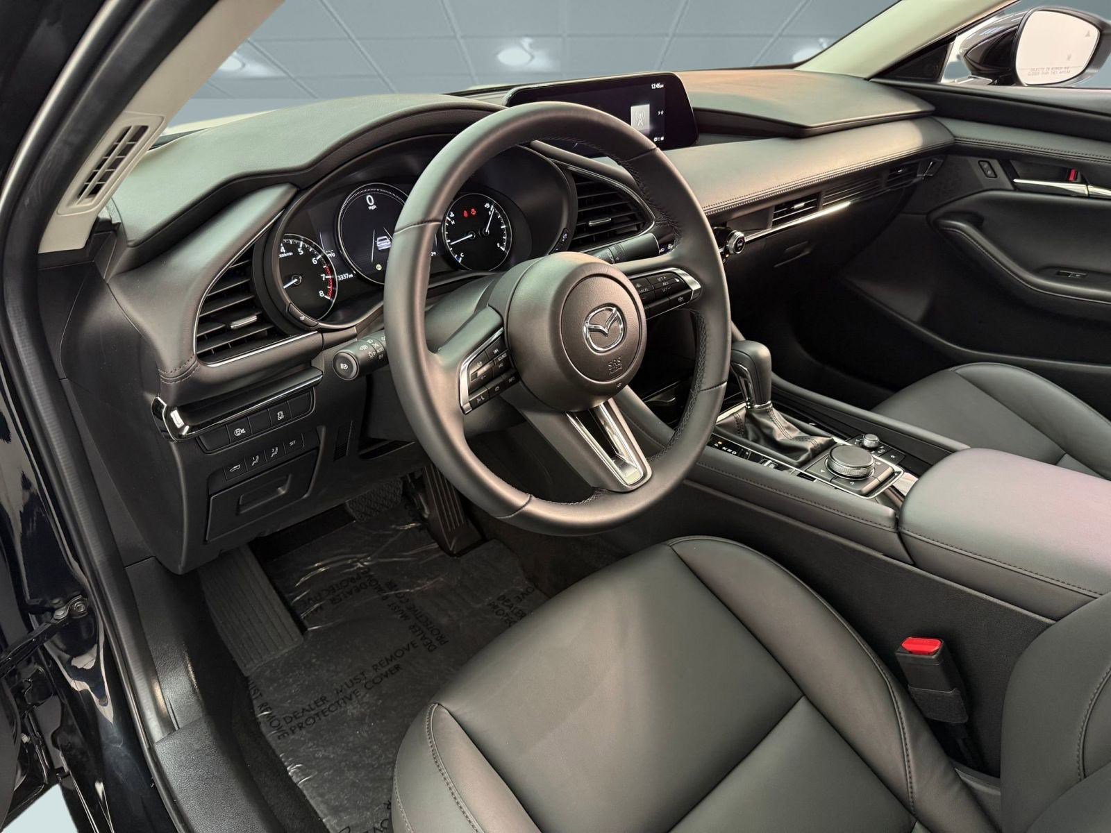 2025 Mazda Mazda3 Sedan 2.5 s Preferred photo 4