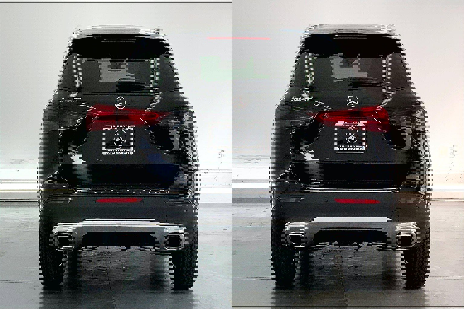 2025 Mercedes Benz GLA 250 photo 3