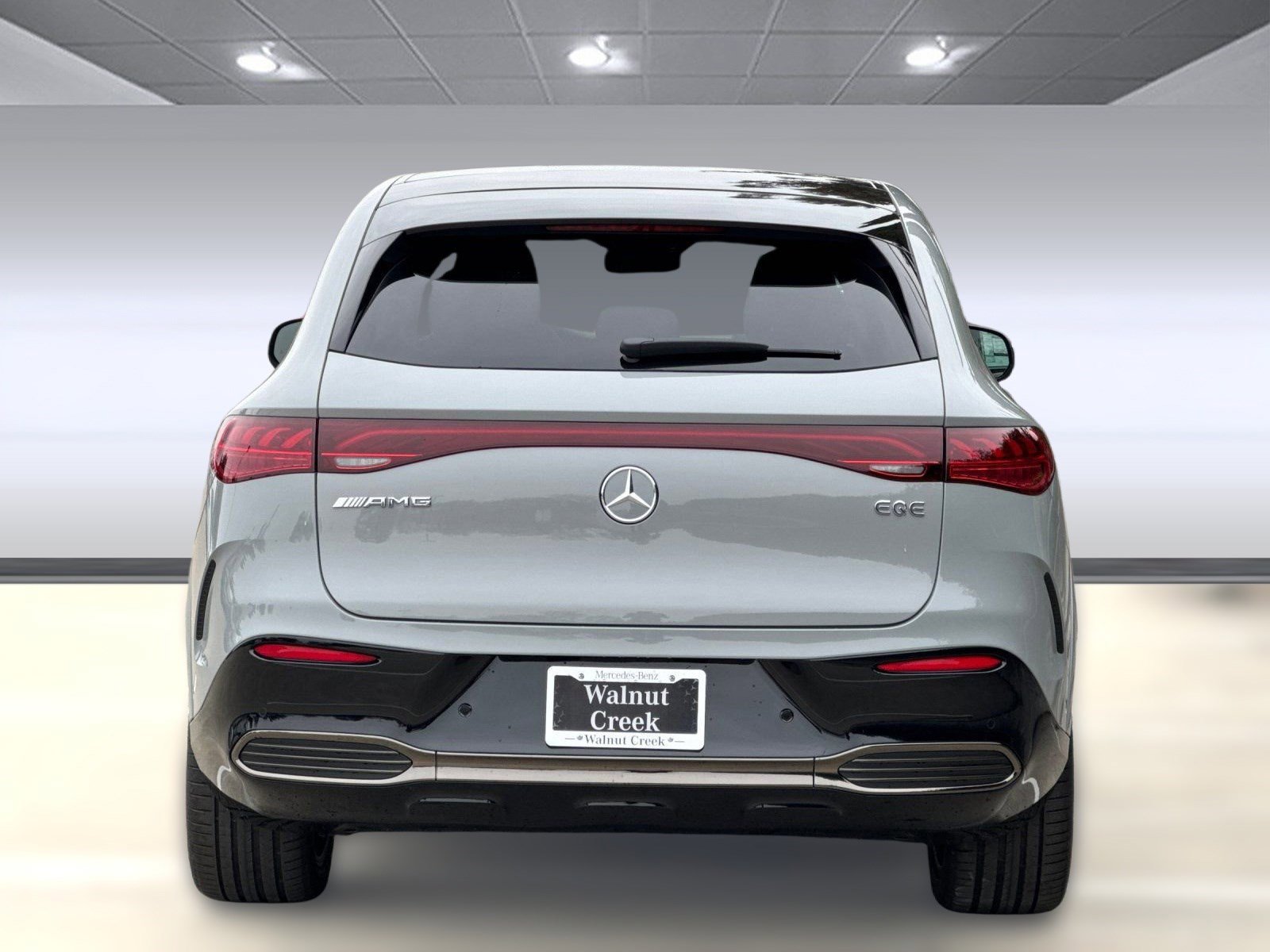 2025 Mercedes Benz EQE-Class SUV photo 2