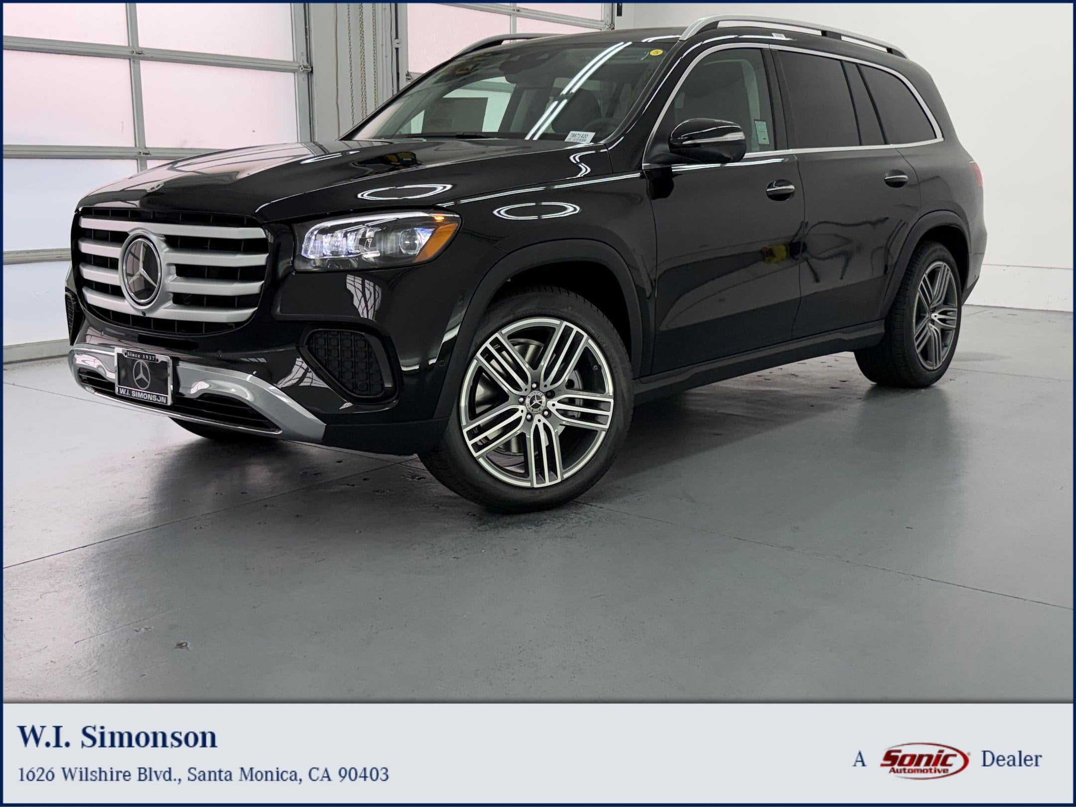 2026 Mercedes-Benz GLS's photo
