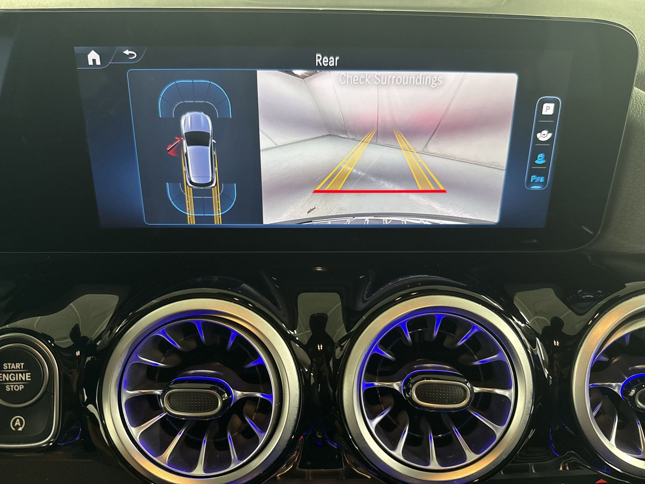 2025 Mercedes Benz GLA 250 photo 4