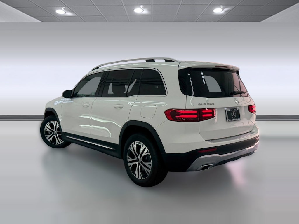 New 2026 Mercedes-Benz GLB 250 SUV