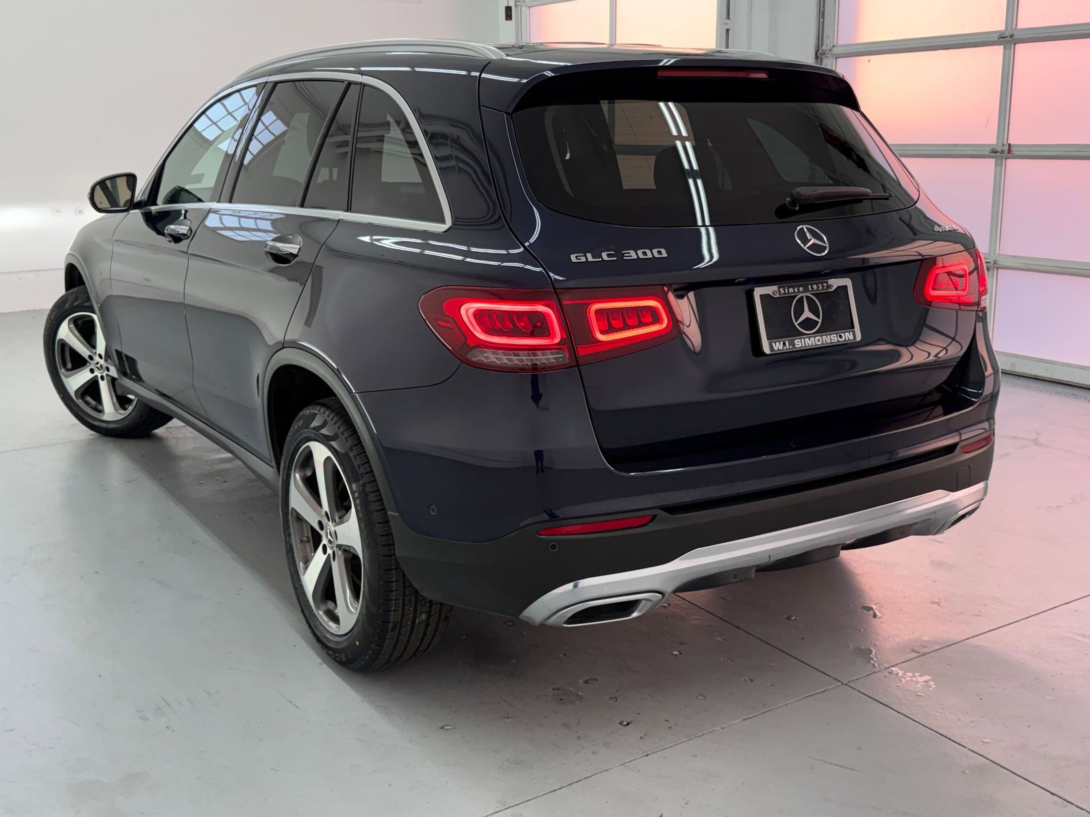 2022 Mercedes Benz GLC 300 4MATIC photo 2