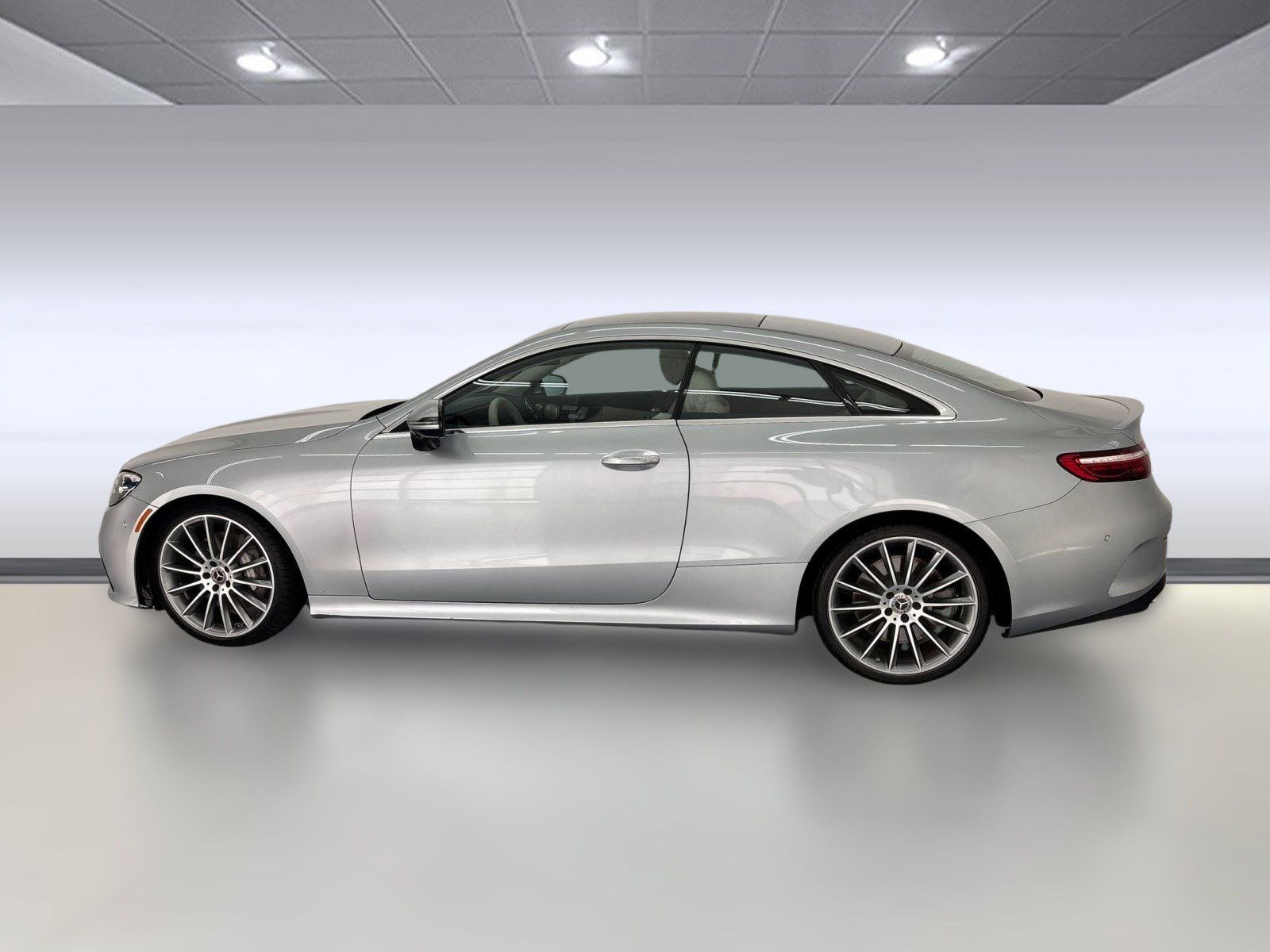 2023 Mercedes Benz E 450 Coupe photo 2