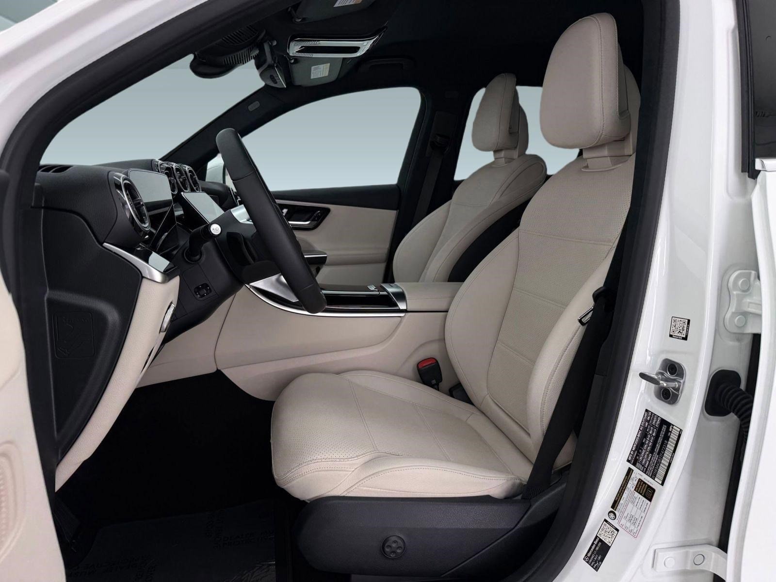 2026 Mercedes-Benz GLC 300 GLC 300 photo 4