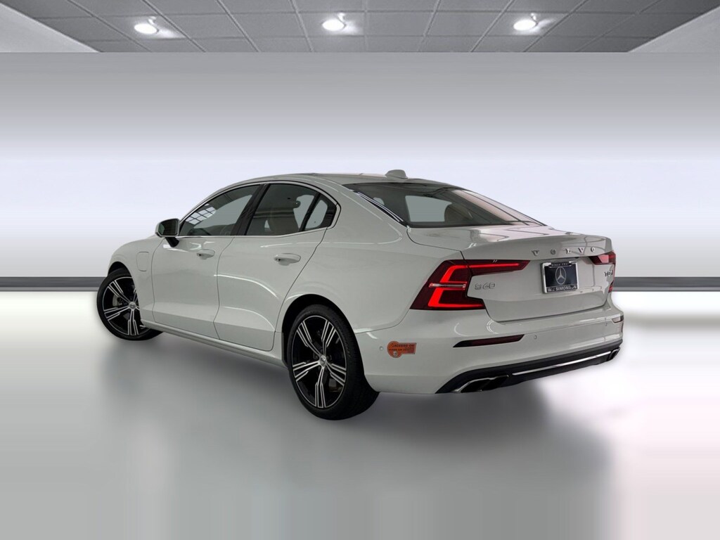 Used 2019 Volvo S60 Hybrid Inscription Sedan