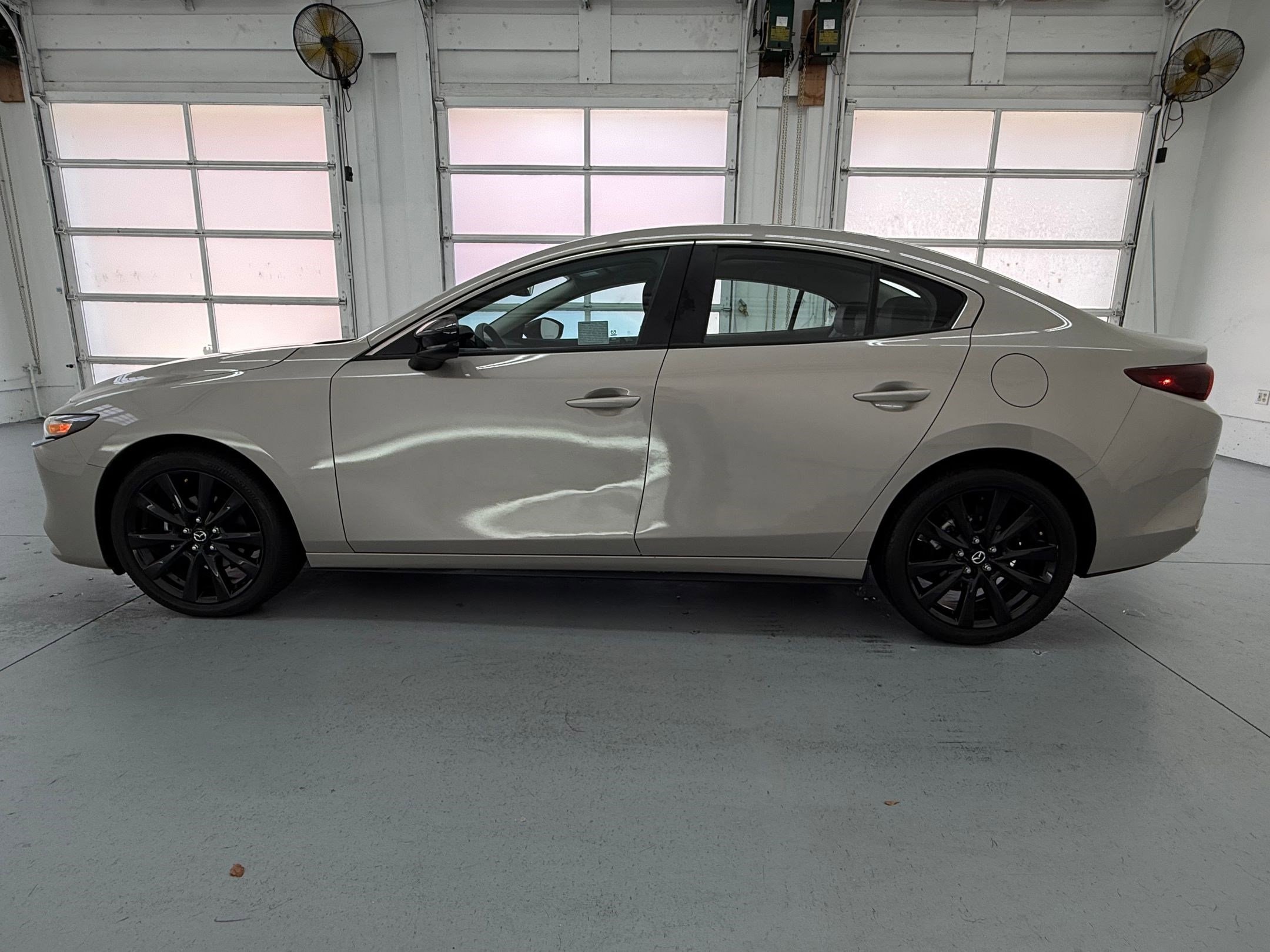 2025 Mazda Mazda3 Sedan 2.5 S Select Sport photo 2