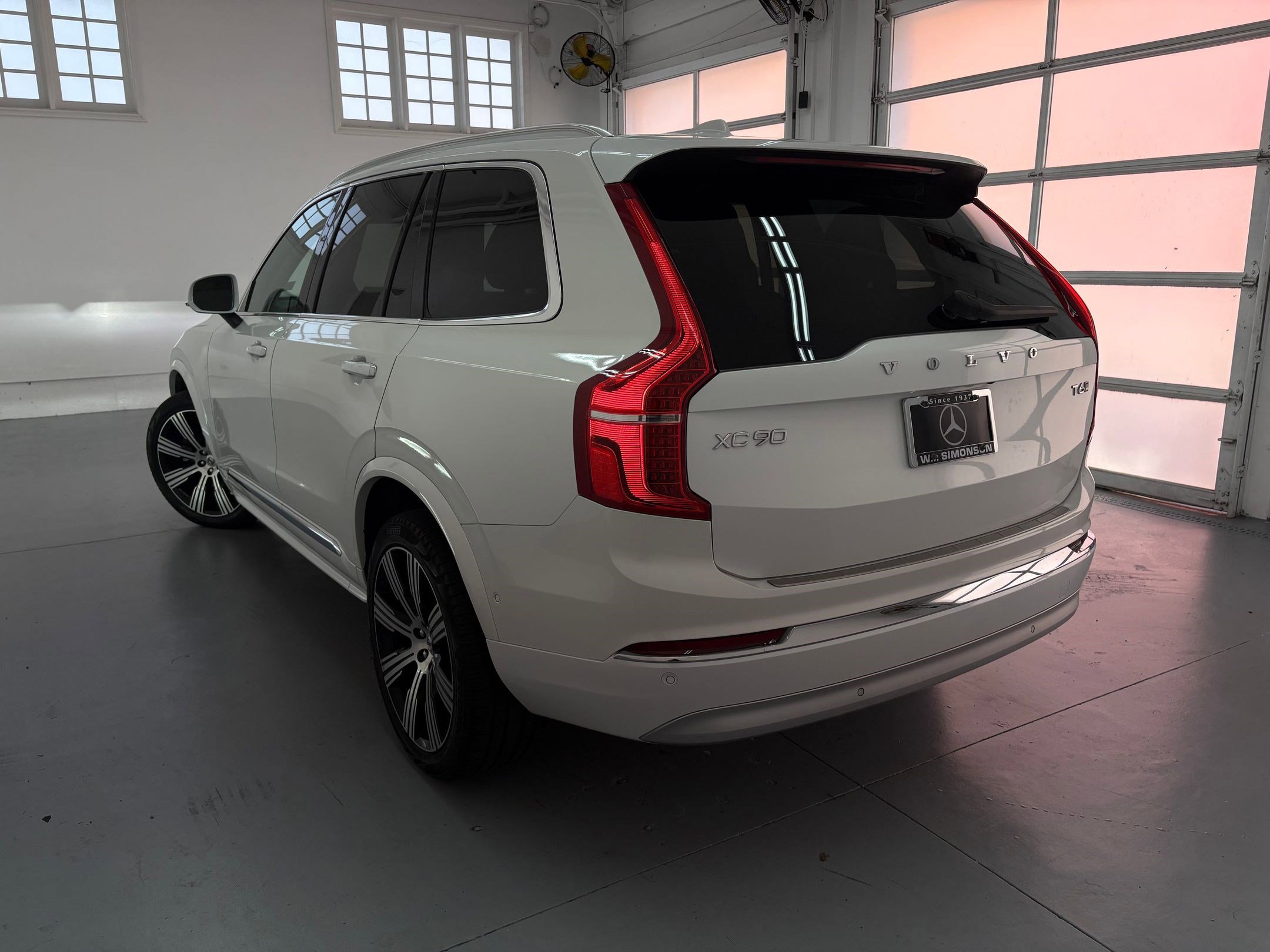 2022 Volvo XC90 Inscription photo 3