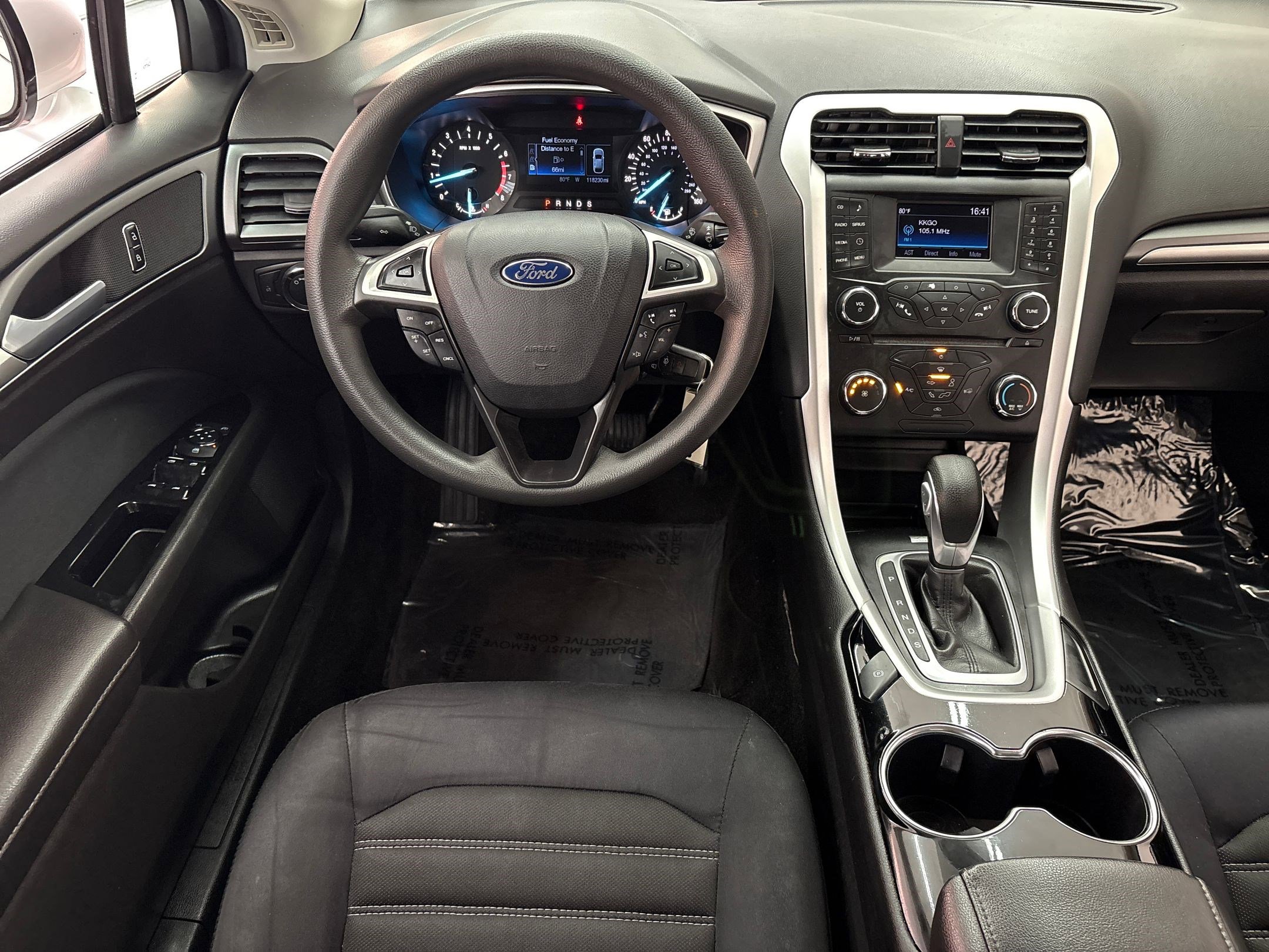 2014 Ford Fusion SE photo 3