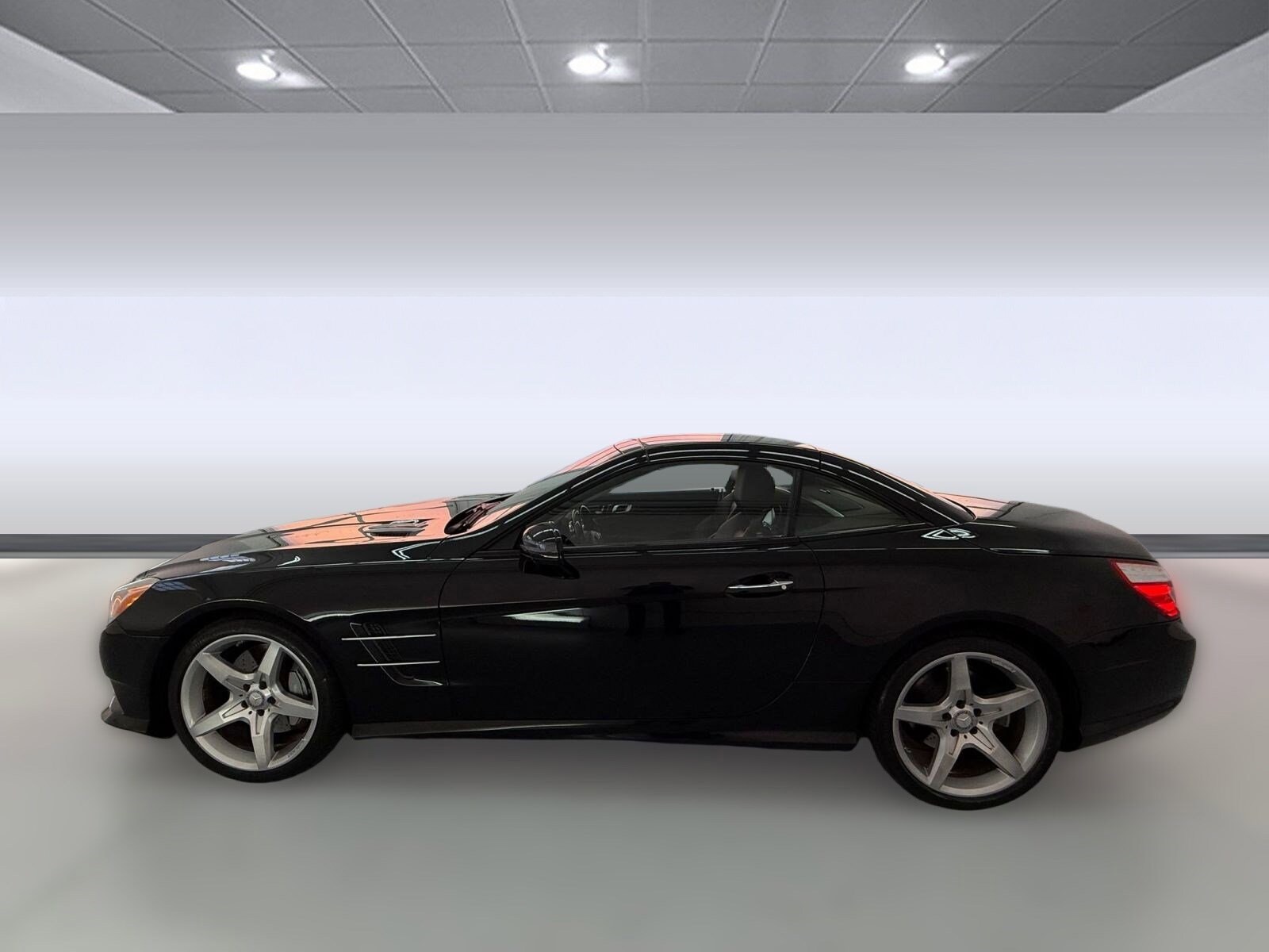 2013 Mercedes Benz SL 550 photo 2