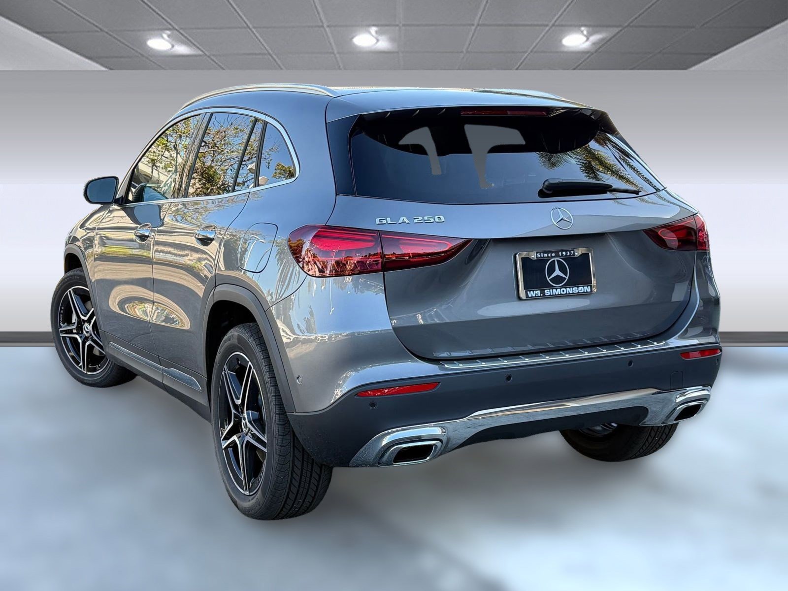 2026 Mercedes Benz GLA 250 photo 2