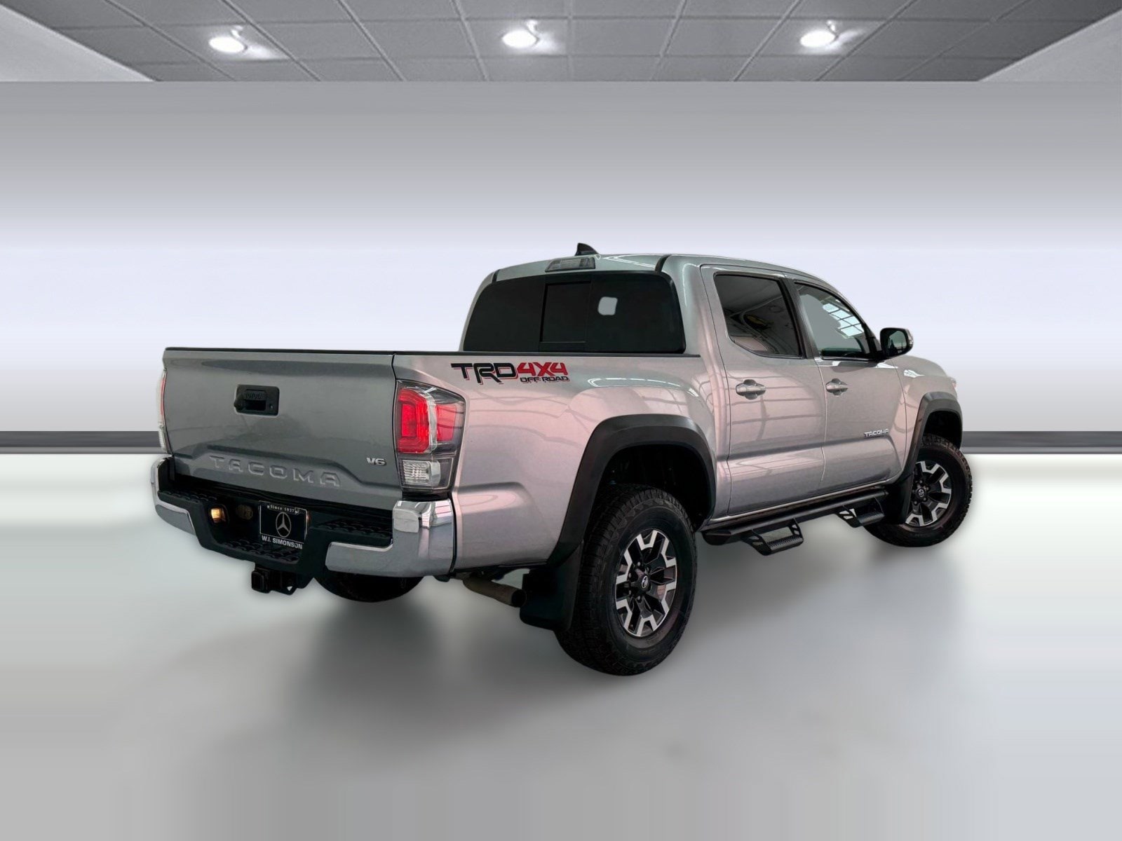 2023 Toyota Tacoma TRD Off Road photo 3