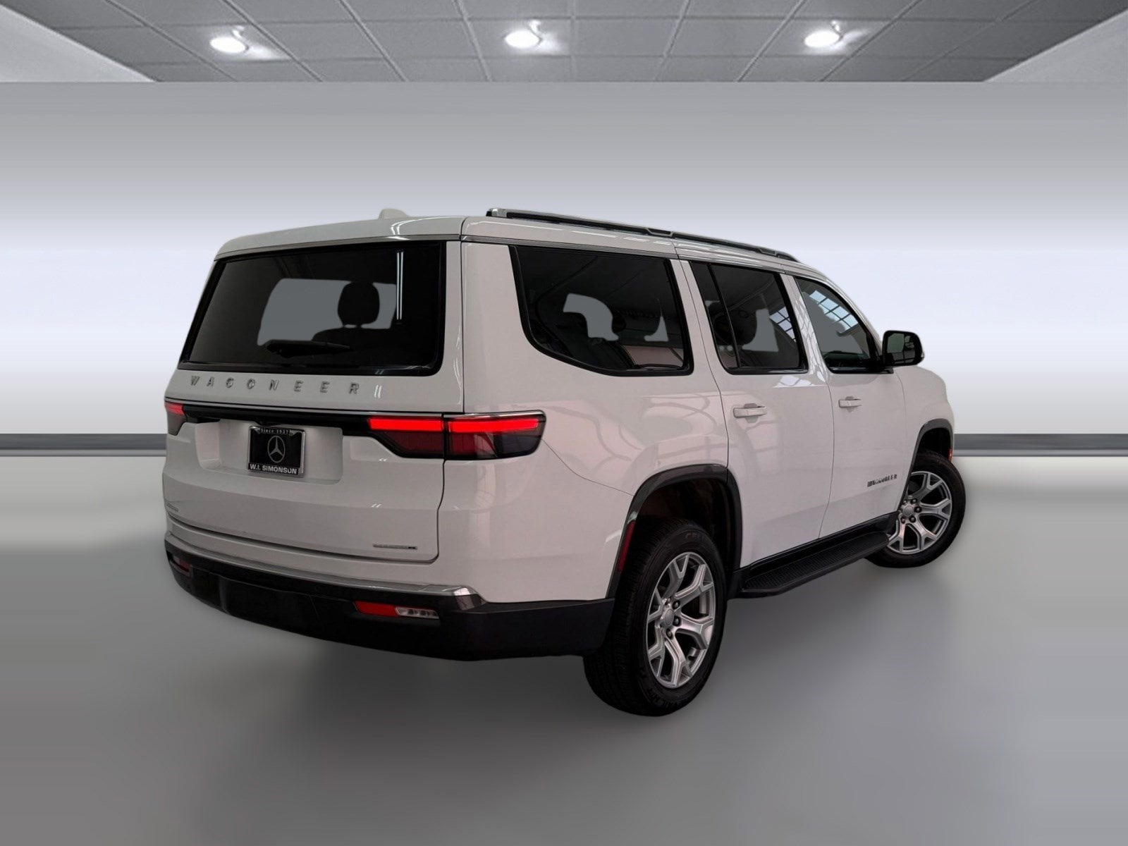 2022 Jeep Wagoneer Series II photo 3