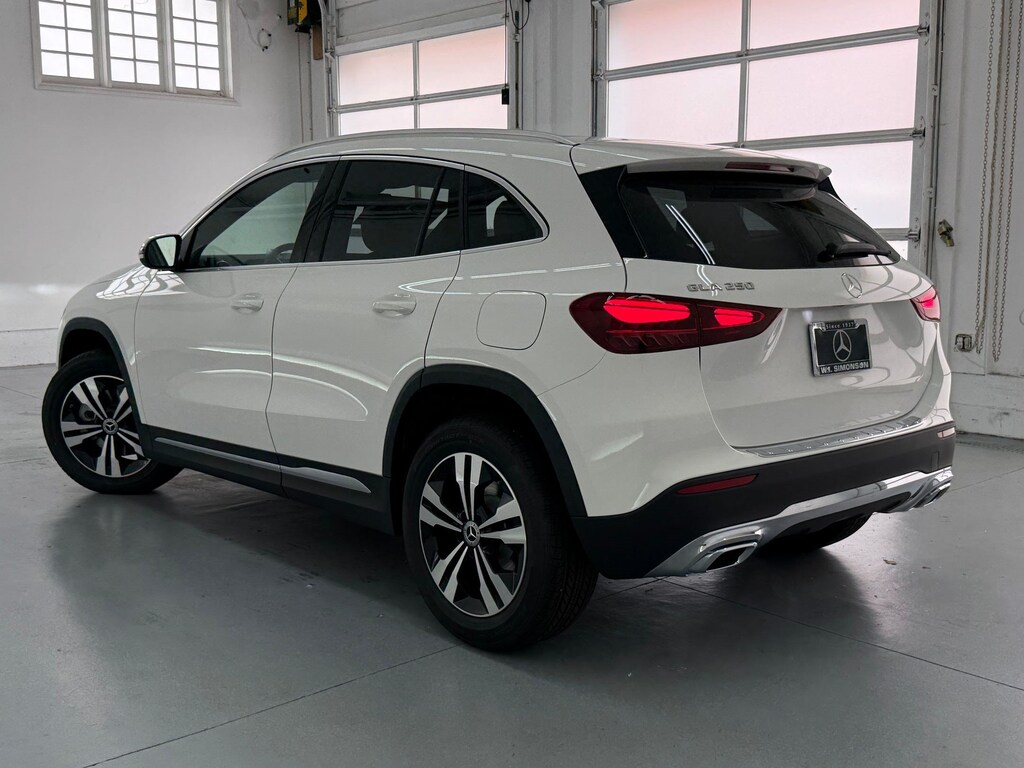 New 2026 Mercedes-Benz GLA 250 SUV