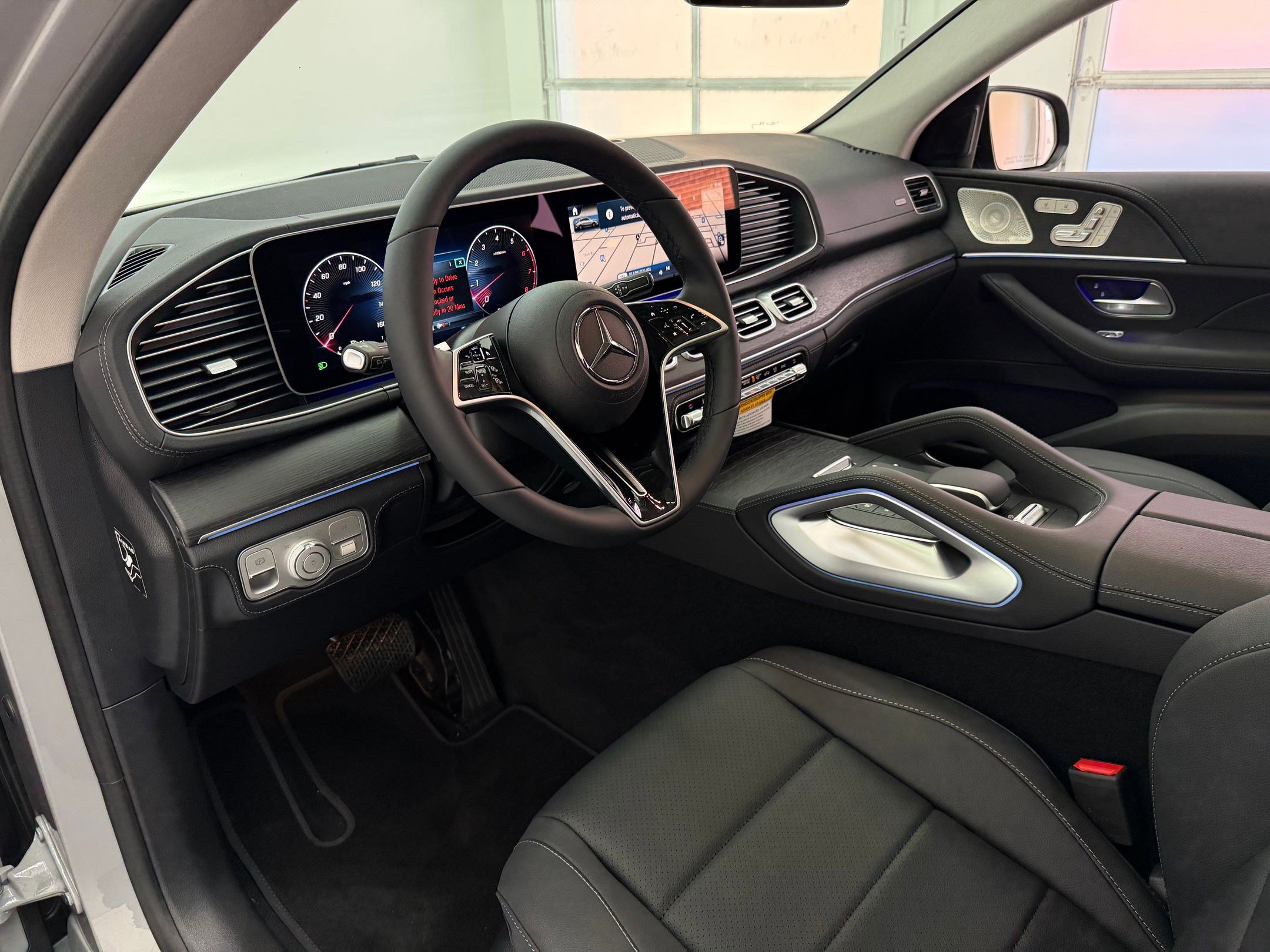 2026 Mercedes Benz GLE 450 4MATIC photo 2