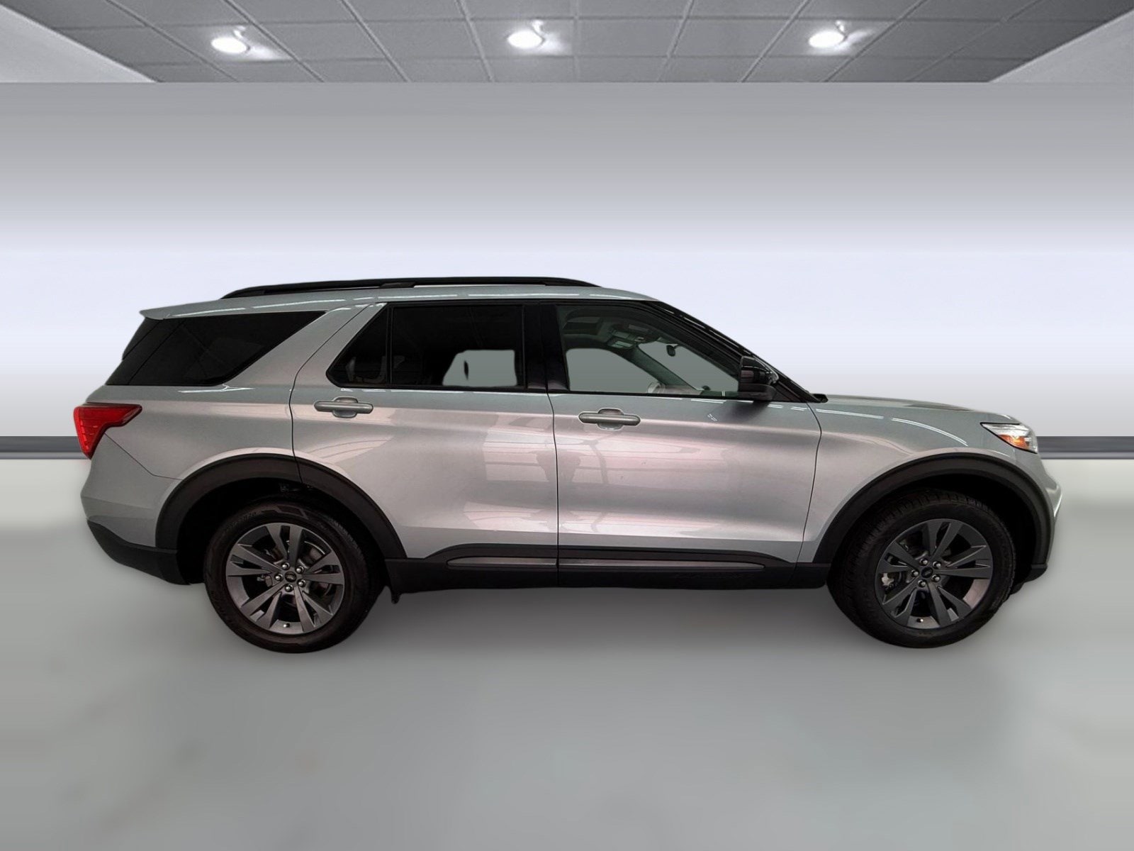 2022 Ford Explorer XLT photo 6