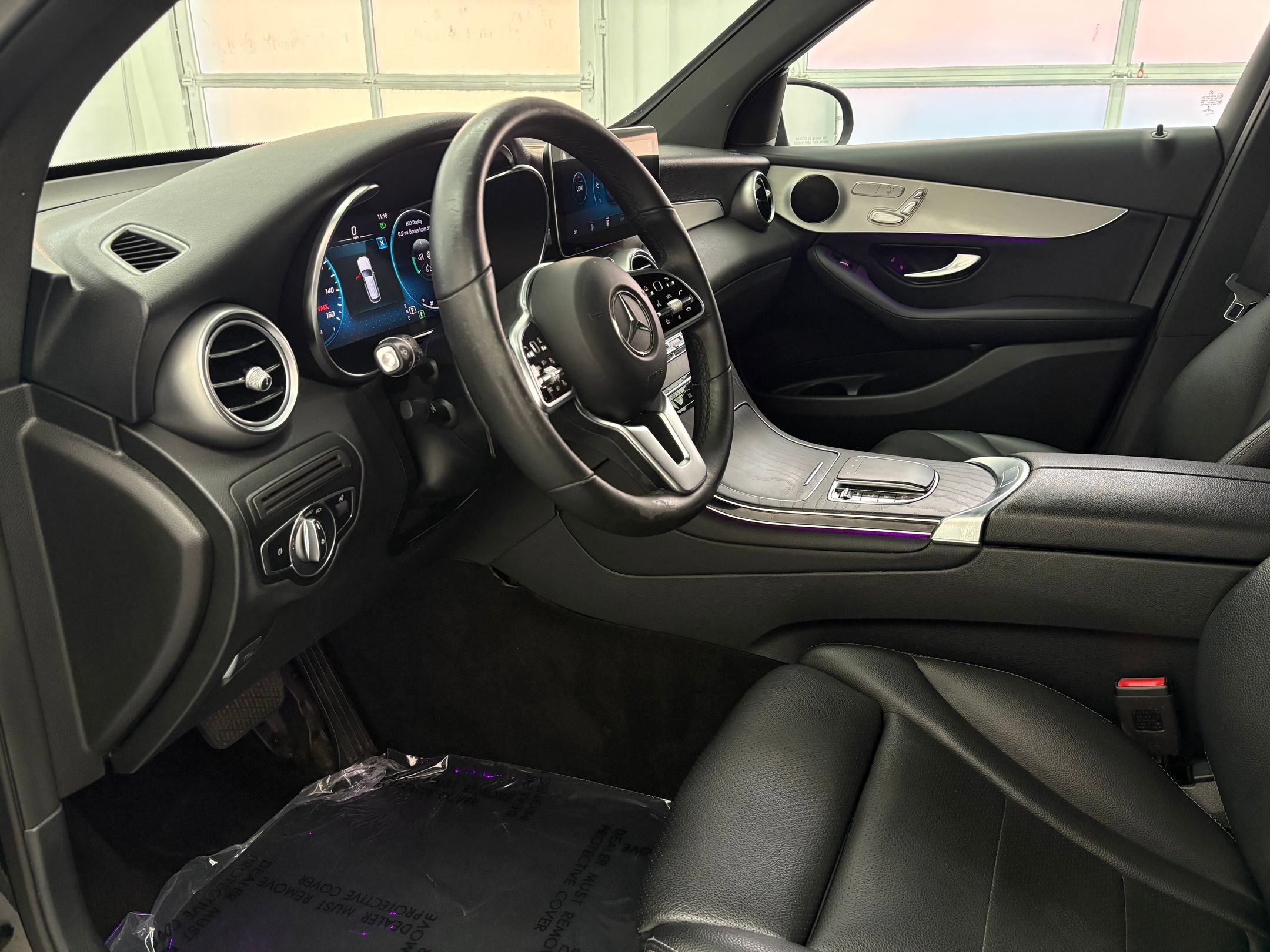 2022 Mercedes Benz GLC 300 4MATIC photo 4