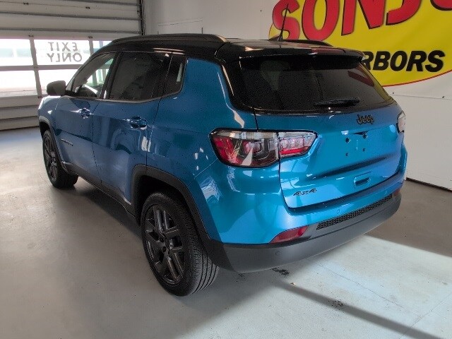 2026 Jeep Compass Limited Altitude photo 3