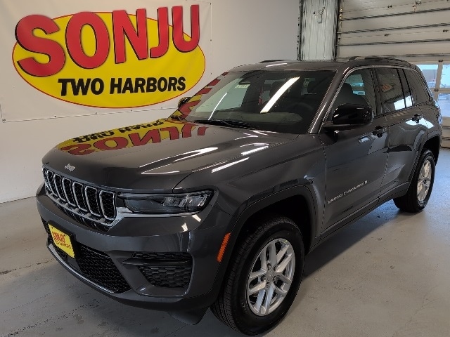 2025 Jeep Grand Cherokee Laredo's photo