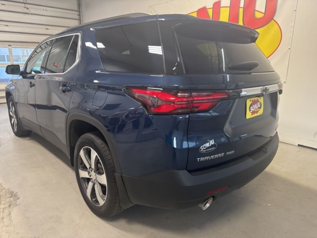 Used 2023 Chevrolet Traverse LT Leather SUV