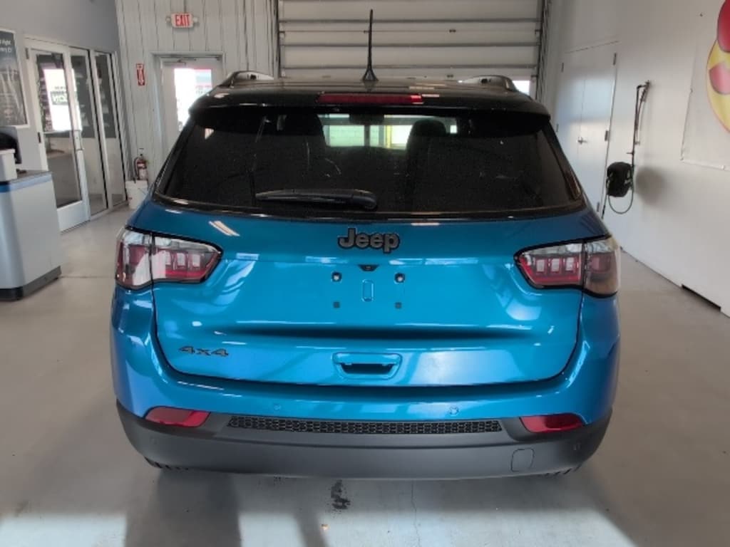 New 2026 Jeep Compass LIMITED ALTITUDE 4X4 Sport Utility