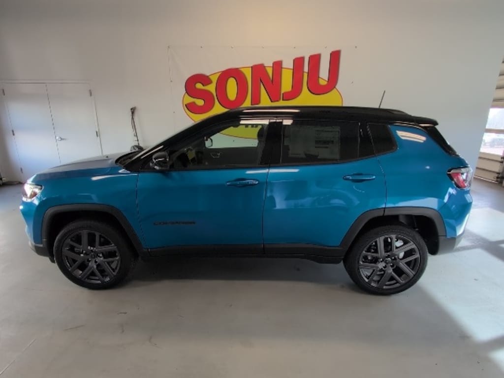 New 2026 Jeep Compass LIMITED ALTITUDE 4X4 Sport Utility