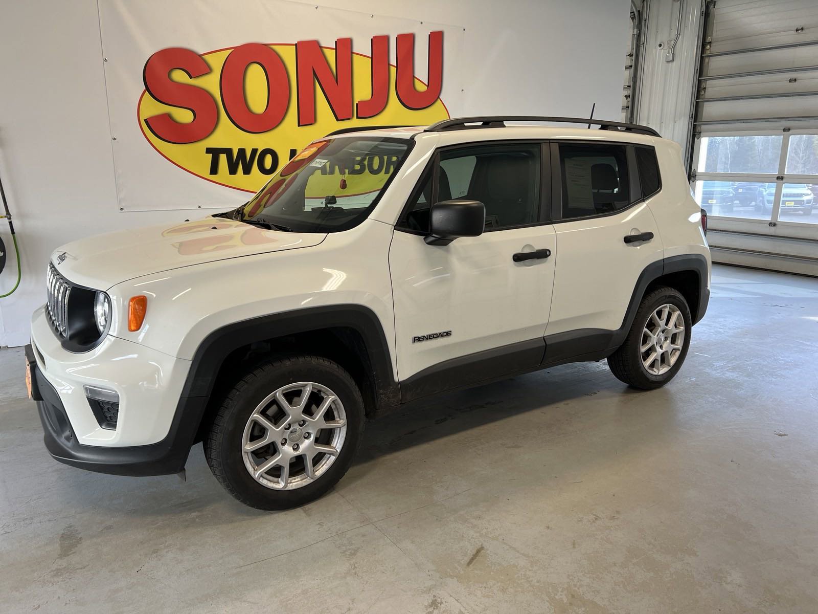 Certified 2020 Jeep Renegade Sport with VIN ZACNJBAB2LPK97007 for sale in Two Harbors, Minnesota