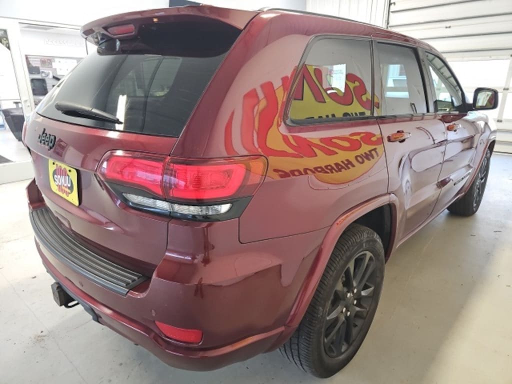 Used 2020 Jeep Grand Cherokee Laredo SUV