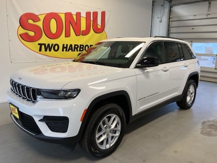 2025 Jeep Grand Cherokee LAREDO X 4X4 Sport Utility