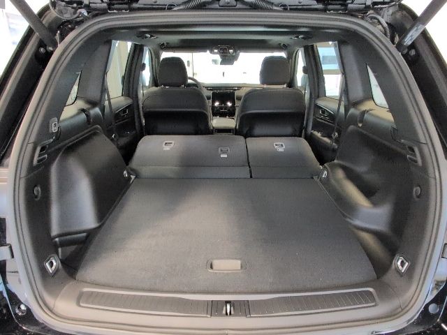 2025 Jeep Grand Cherokee Laredo - Photo 29