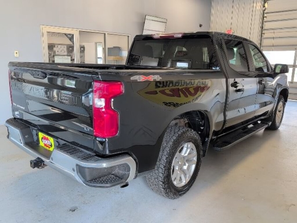 Used 2022 Chevrolet Silverado 1500 LT Truck Crew Cab