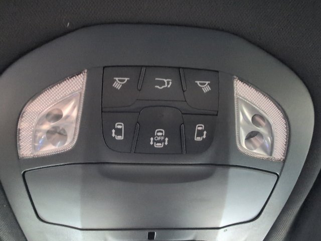 2025 Chrysler Pacifica Select - Photo 27