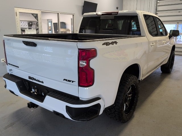 2026 Chevrolet Silverado 1500 RST photo 3
