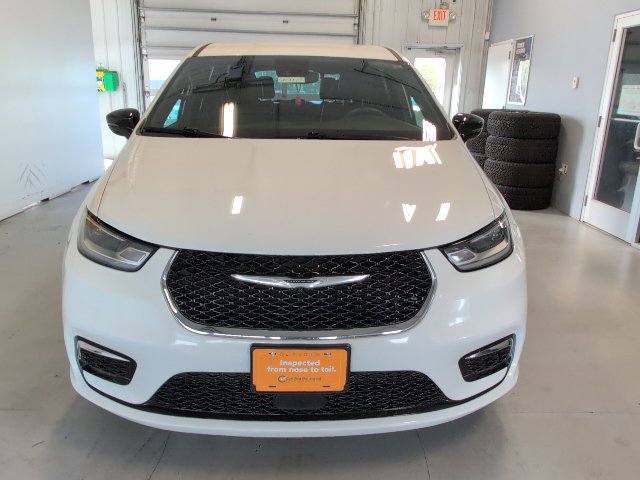 2025 Chrysler Pacifica Select - Photo 8