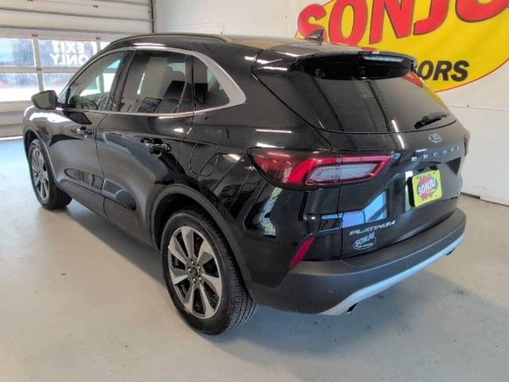 Used 2024 Ford Escape Platinum SUV