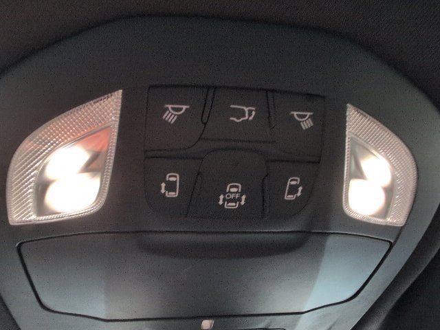 2025 Chrysler Pacifica Select - Photo 28