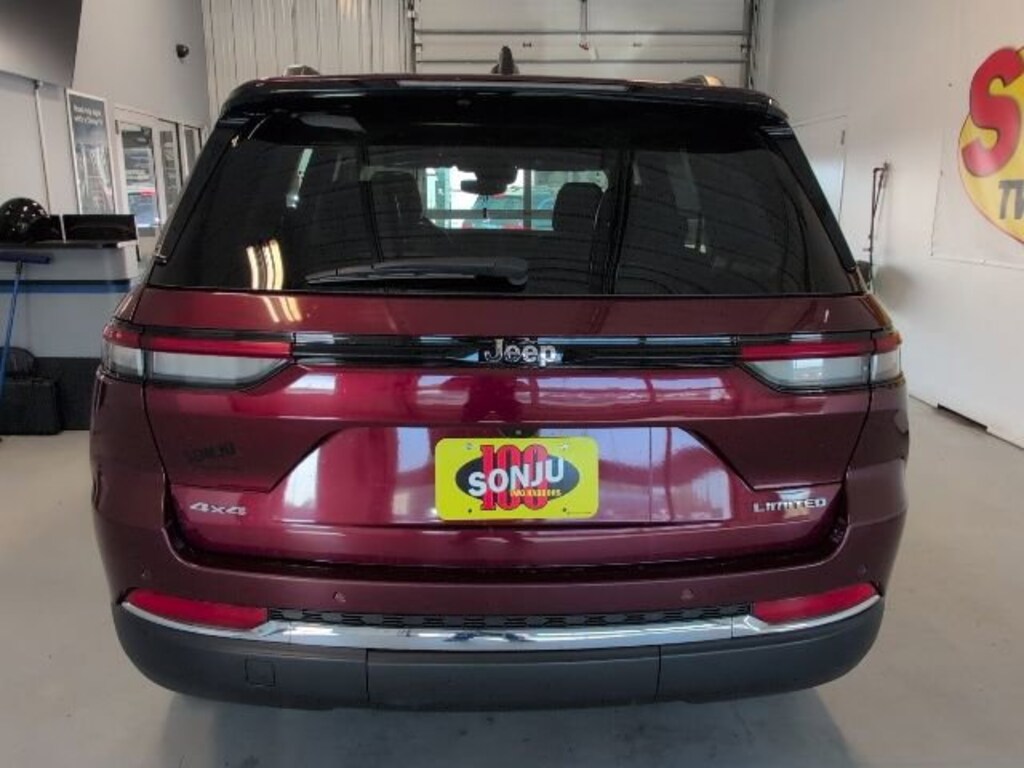 Used 2023 Jeep Grand Cherokee Limited SUV
