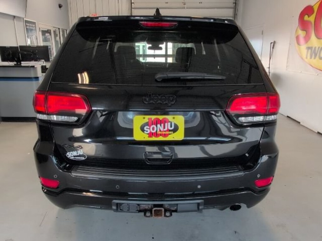 Used 2021 Jeep Grand Cherokee Laredo X 4x4 SUV