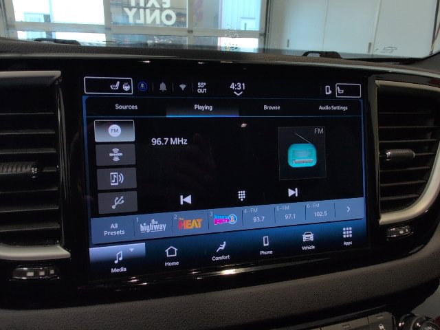 2025 Chrysler Pacifica Select - Photo 22