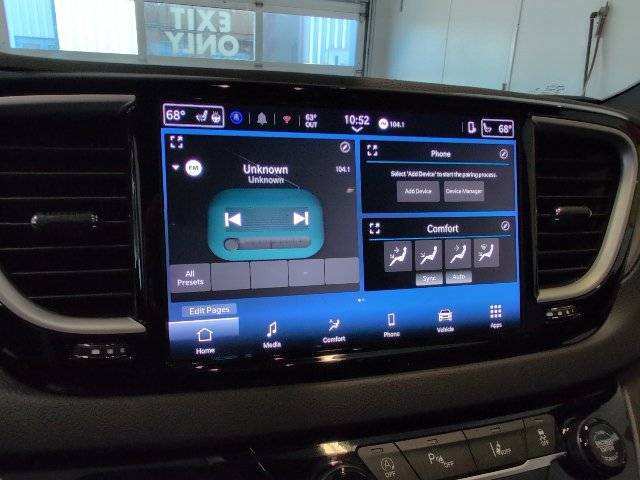 2025 Chrysler Pacifica Select - Photo 22