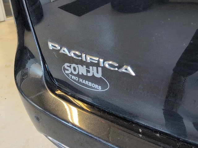 2025 Chrysler Pacifica Select - Photo 39