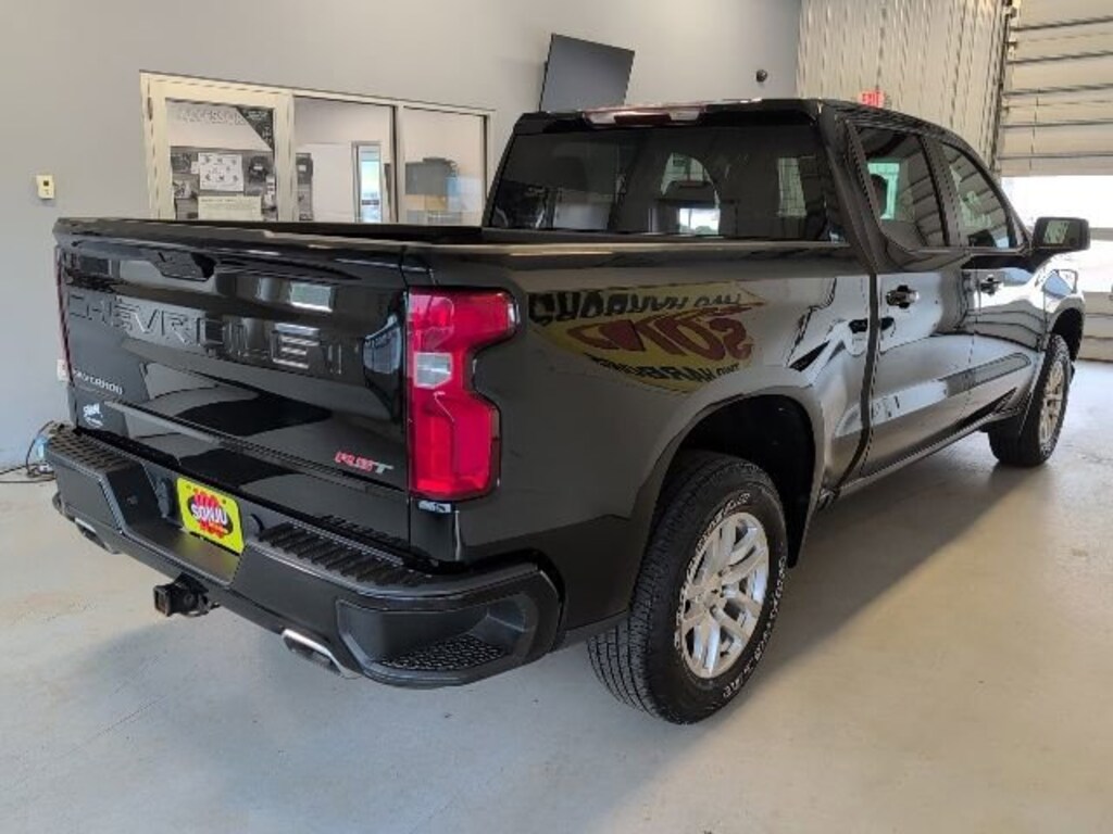 Used 2021 Chevrolet Silverado 1500 RST Truck Crew Cab