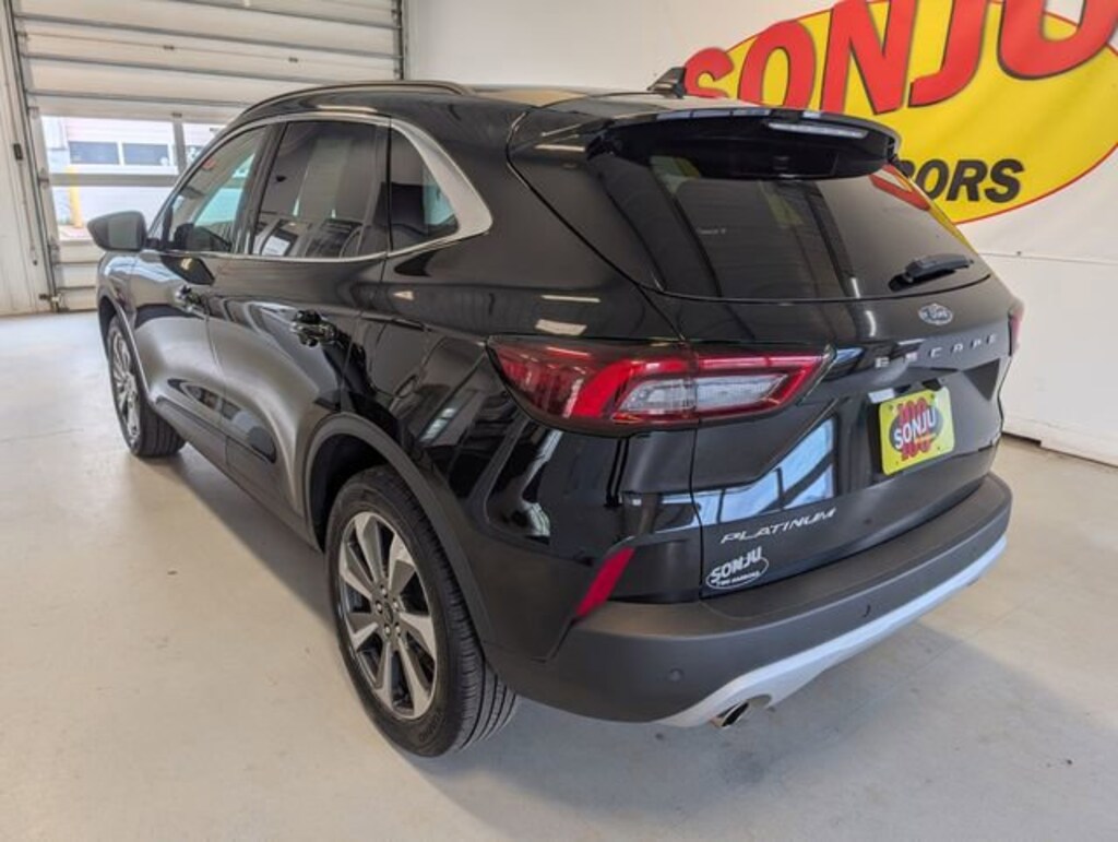 Used 2024 Ford Escape Platinum SUV