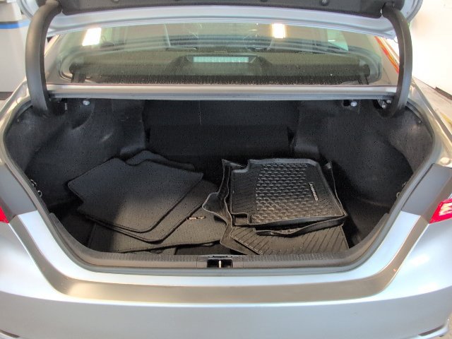 2024 Toyota Camry SE - Photo 29