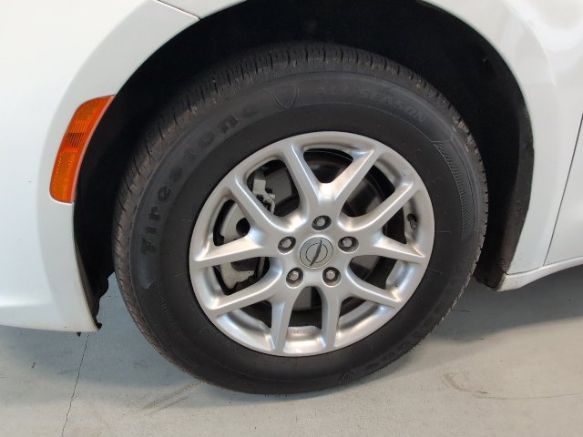 2025 Chrysler Pacifica Select - Photo 9