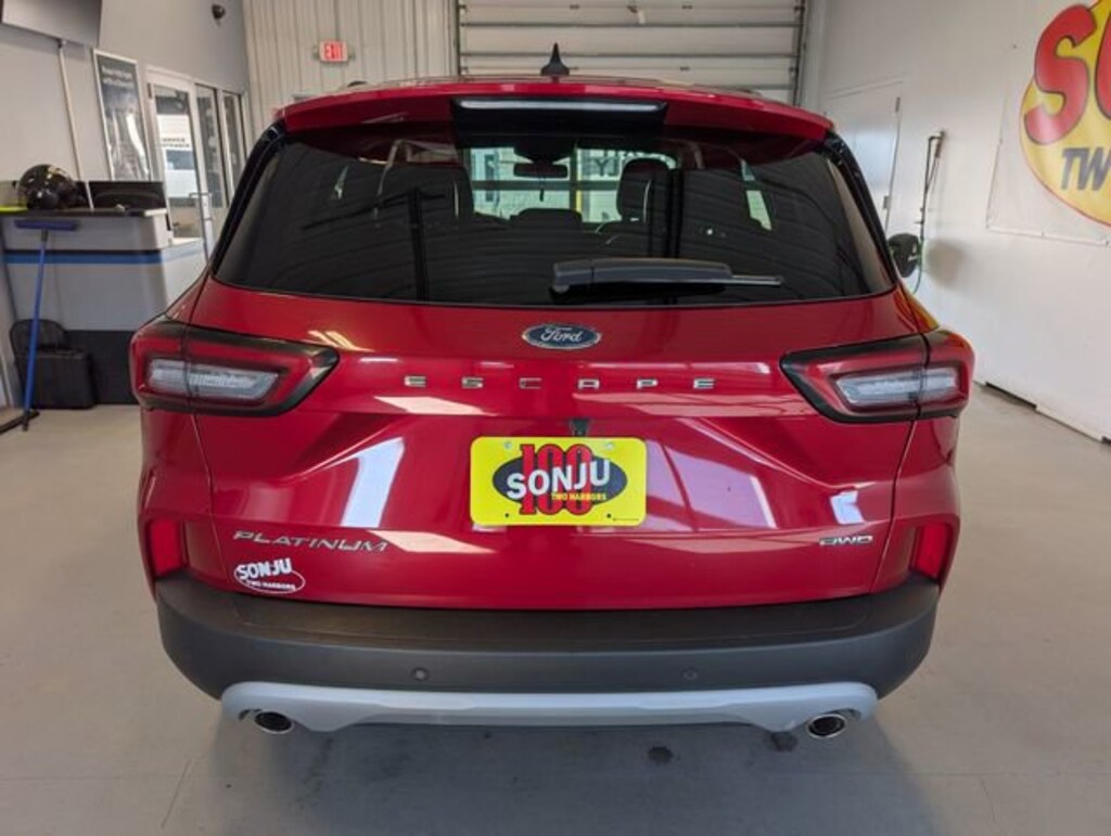Used 2024 Ford Escape Platinum SUV