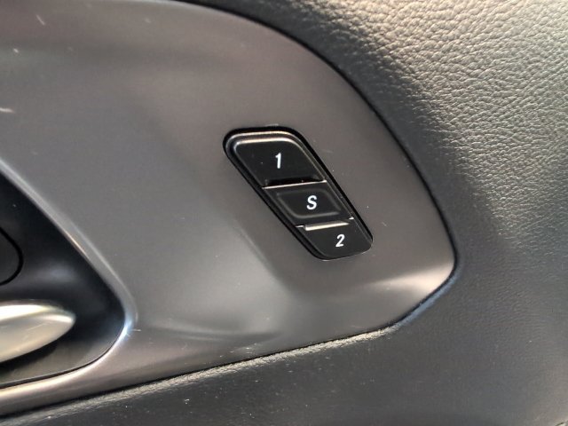 2025 Chrysler Pacifica Select - Photo 15