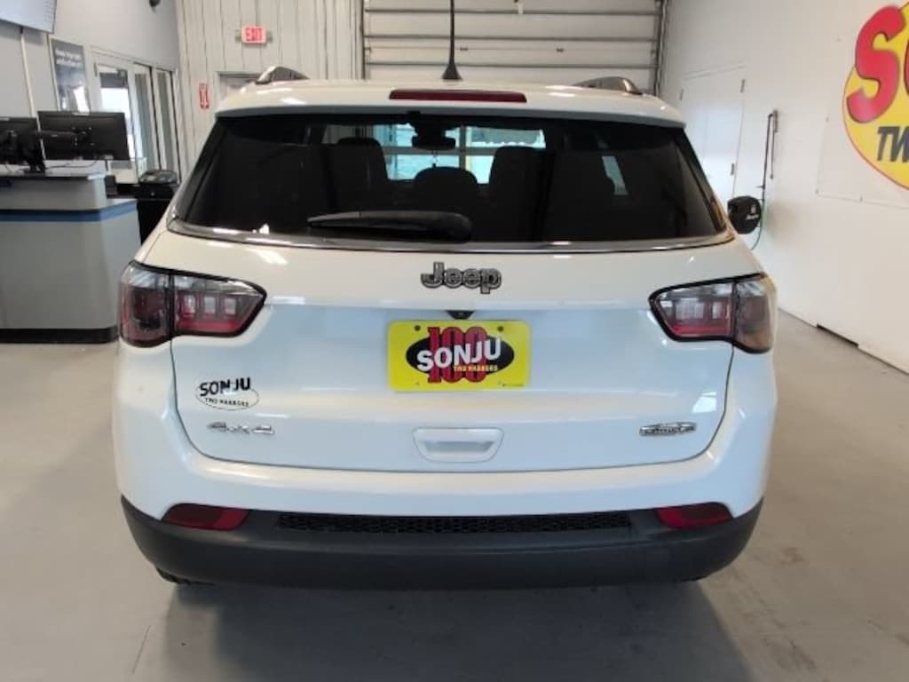 Used 2022 Jeep Compass Latitude Lux 4x4 SUV