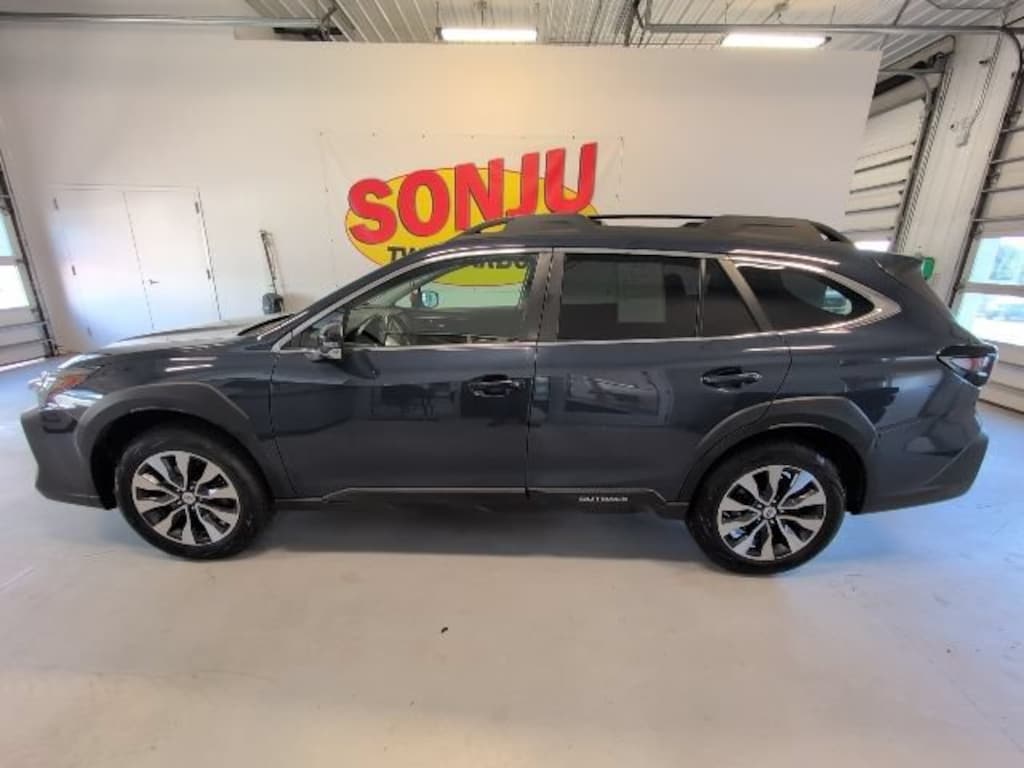 Used 2024 Subaru Outback Limited SUV