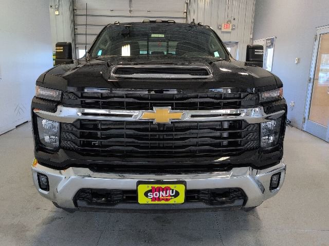2026 Chevrolet Silverado 3500 HD LT - Photo 6